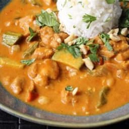 chicken-with-peanut-curry-sauc-522b89.jpg