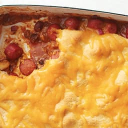 chili-cheese-dog-casserole-091087-0404084a2b4ef2fea9e447fe.jpg