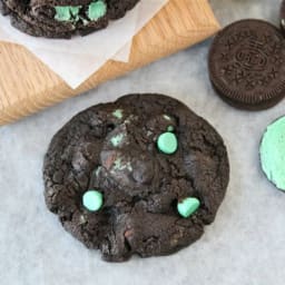 Chocolate Mint Oreo Cookies