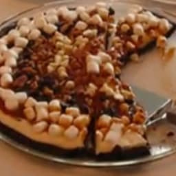 Chocolate Turtle Dessert Pizza