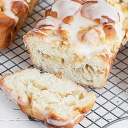 Chunky Apple Yeast Bread