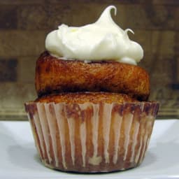 Cinnamon Roll Cupcakes