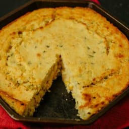Classic Southern Cornbread