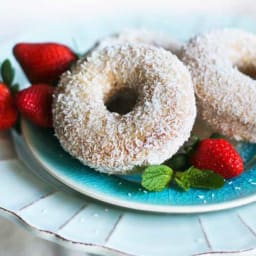 Coconut Vanilla Donuts