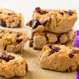 Cranberry Walnut Biscotti (Vegan)