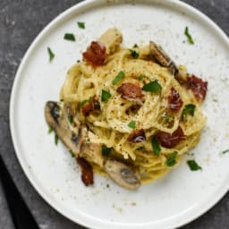 Creamy Chicken & Bacon Carbonara