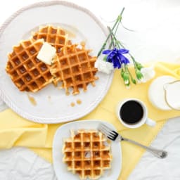 crispy-belgian-waffles-1783859.jpg