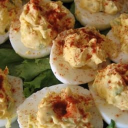 Di's Delicious Deluxe Deviled Eggs