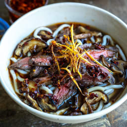Donals seared steak noodle soup