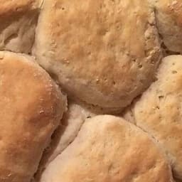 Easy 7-Up&reg; Biscuits