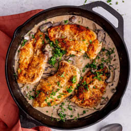 Easy Creamy Chicken Marsala