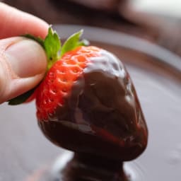 Easy Dipping Chocolate