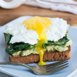 Easy Gluten-Free Breakfast Sandwich