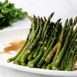 Easy Honey-Balsamic Asparagus