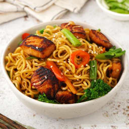 Easy Teriyaki Salmon Noodles