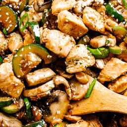 Easy Zucchini Mushroom Chicken Stir Fry Recipe