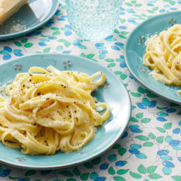 Fettuccine Alfredo