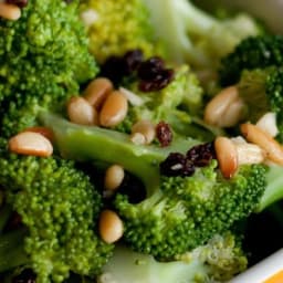 Garlic Broccoli Salad