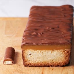 Giant Caramel Candy Bar Cake Recipe by Tasty