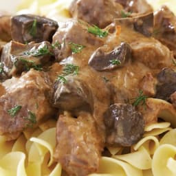 go-for-gold-with-slow-cooker-beef-s-2.jpg