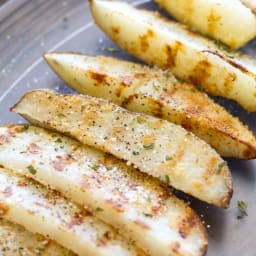 {Grilled} Black Pepper Parmesan Potato Wedges