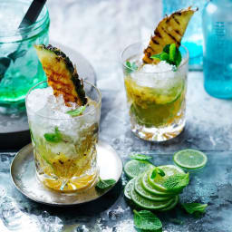 Grilled pineapple mojitos