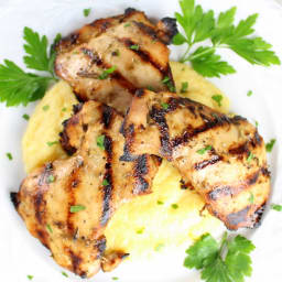 grilled-rosemary-lemon-chicken-thighs-1644514.jpg