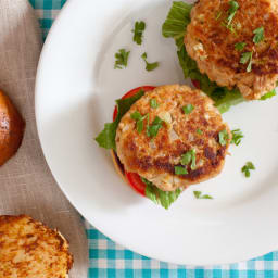 Grilled Salmon Sliders