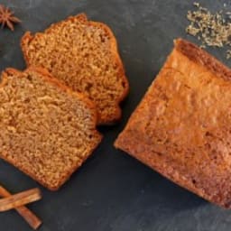 Healthy Gingerbread Spice Cake with Butternut Squash Puree