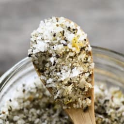 Homemade Lemon Pepper Seasoning