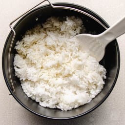 How to cook rice in an air fryer