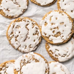 Iced Oatmeal Cookies