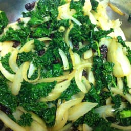 Kale Onion Stir-Fry