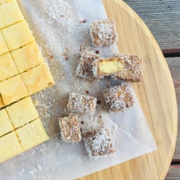 Keto choc lamington bites (chocolate)