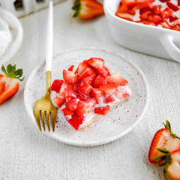 Keto Strawberry Shortcake Bars (Paleo + DF)