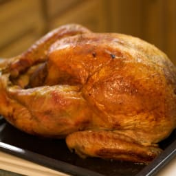 Lemon Recipes – Festive Roast Turkey with Rosemary, Garlic and Lemon Sauce