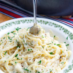 Light and Creamy Cauliflower Alfredo Linguine