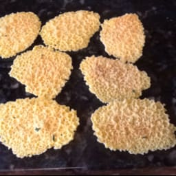 Low Carb Cheese Crackers