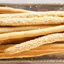 Low Carb Cheese Straws (Cheddar Breadsticks)