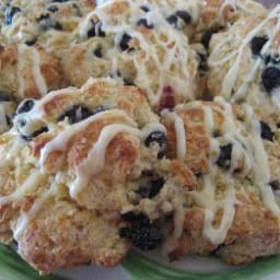 low-fat-blueberry-scones-4.jpg
