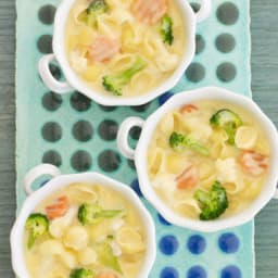 Mac-and-Cheese Soup