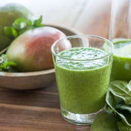 Mango-Mint Green Smoothie 