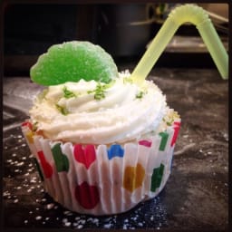 margarita-cupcakes-with-key-lime-icing-1941465.jpg