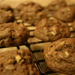 Milk Chocolate Chip Cookies with Pecans