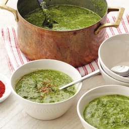 mixed-leafy-green-soup-quotcaldo-verdequot-with-chickpeas-2017165.jpg