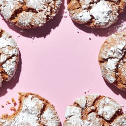 Molasses Crinkle Cookies