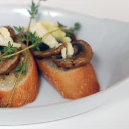 Mushroom and Brie Bruschetta