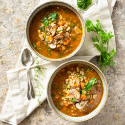 Mushroom Barley Soup