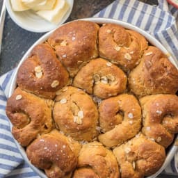 Oatmeal Molasses Rolls