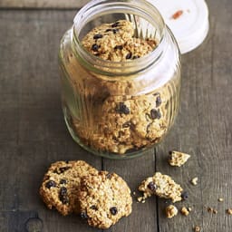 Oatmeal raisin cookies